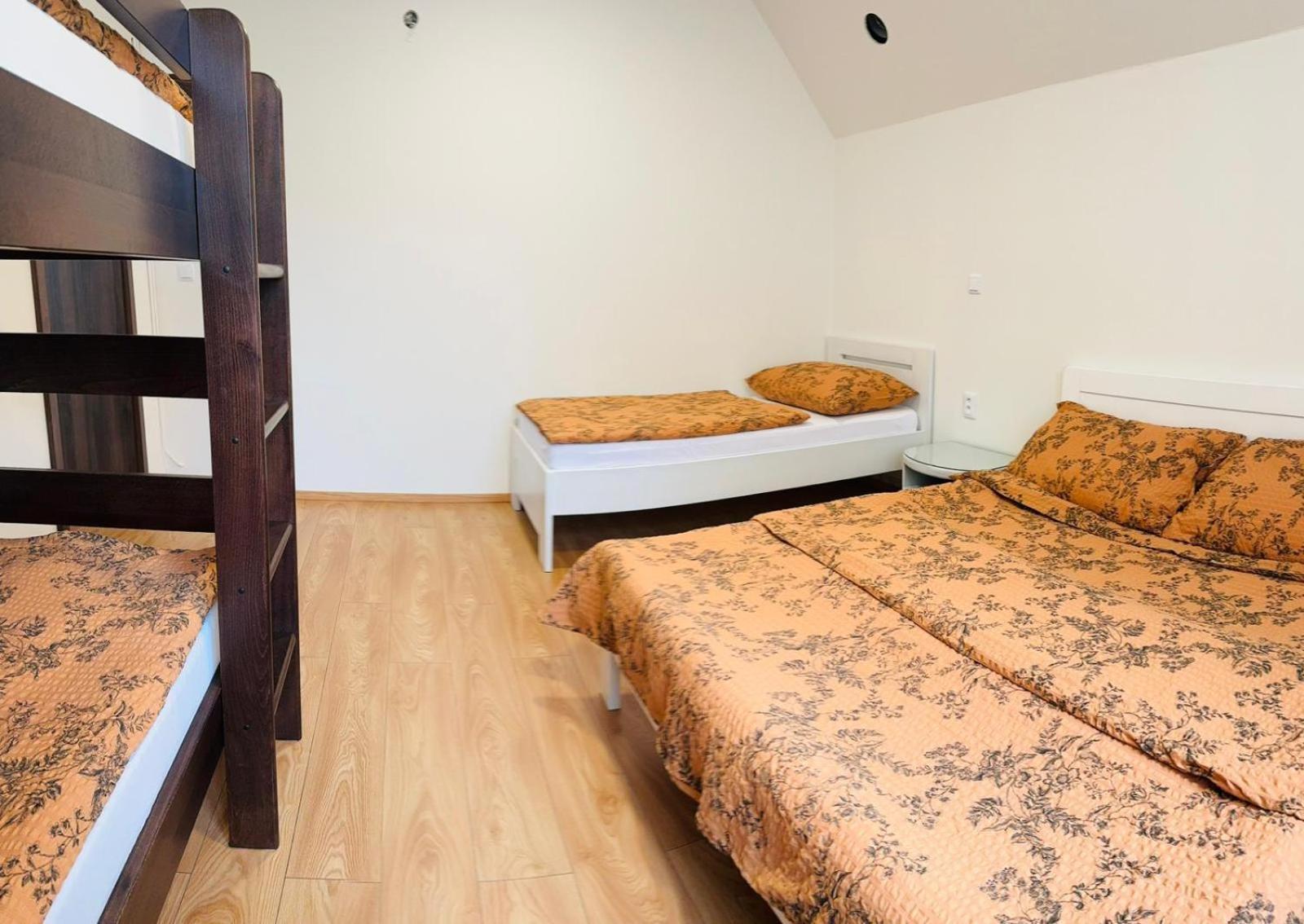U Smrku Homestay Lulec